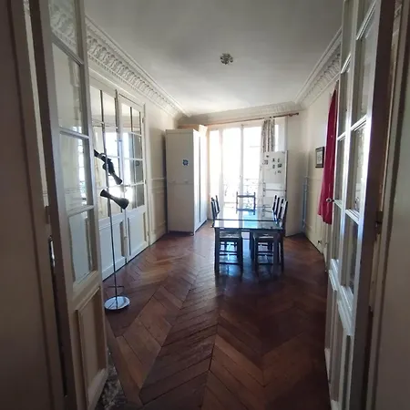 Spacieuse - Trocadero Homestay *
