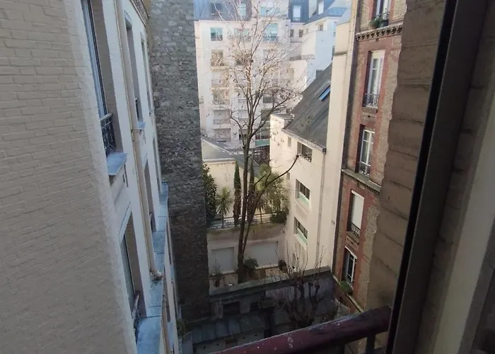 Homestay Spacieuse - Trocadero *